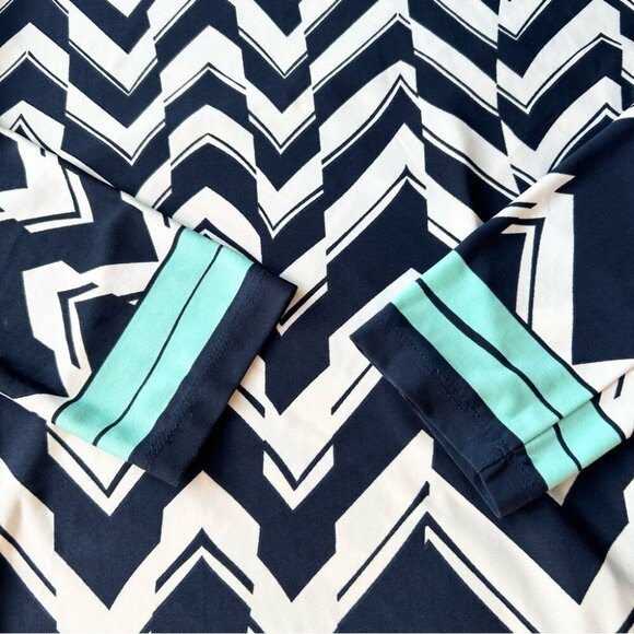 Eci Waves Pattern Draped Asymmetrical Hem Tunics - Picture 8 of 15